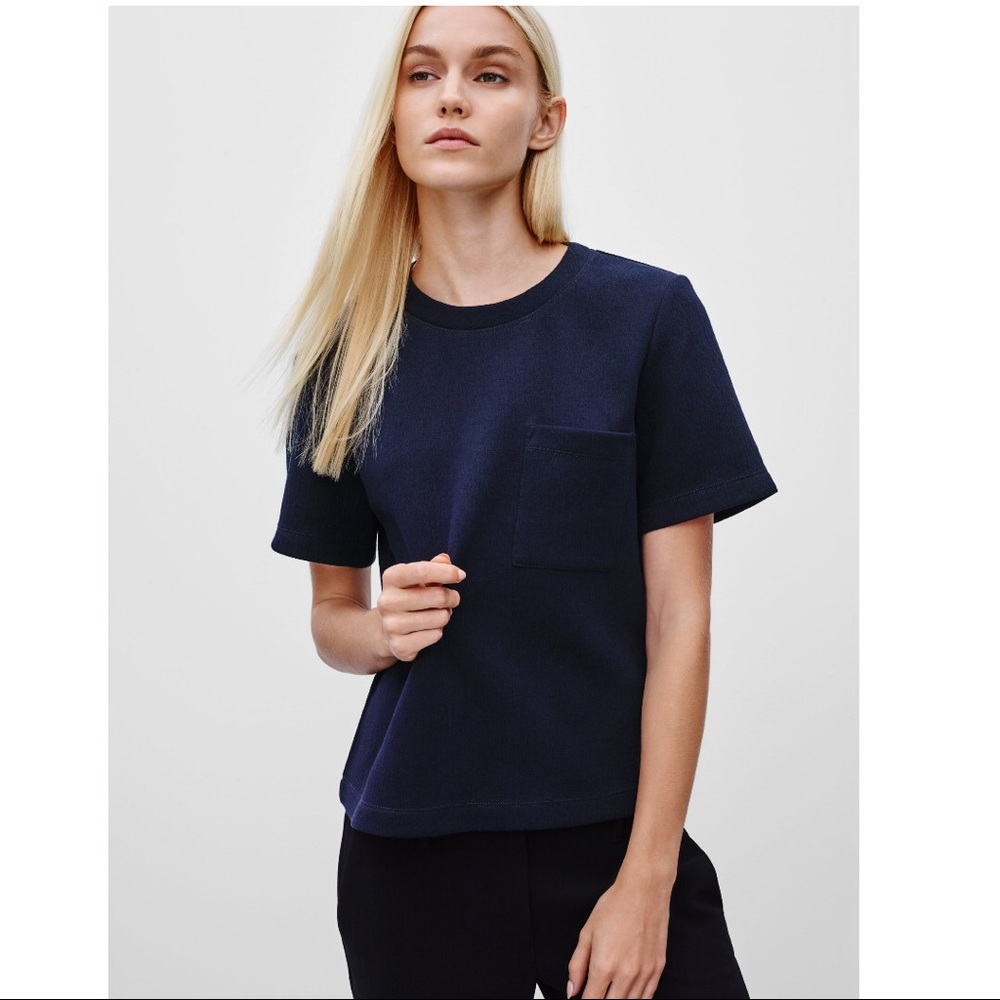 Aritzia Babaton Shea Top Tee XXS
